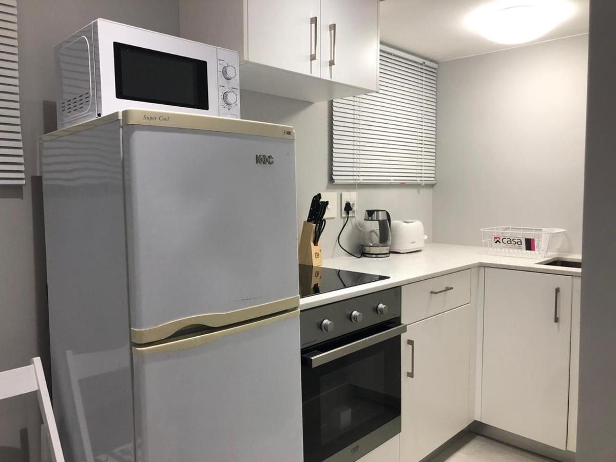 Private Bachelor Pad In Sea Point Lägenhet Kapstaden Exteriör bild